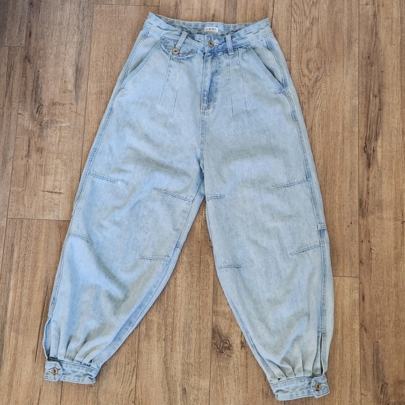 Loewe Denim - Loewe Cropped Balloon Jeans